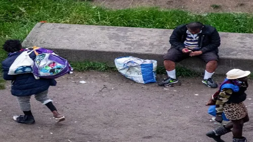 Paris : le préfet fait évacuer les toxicomanes près des jardins d'Éole